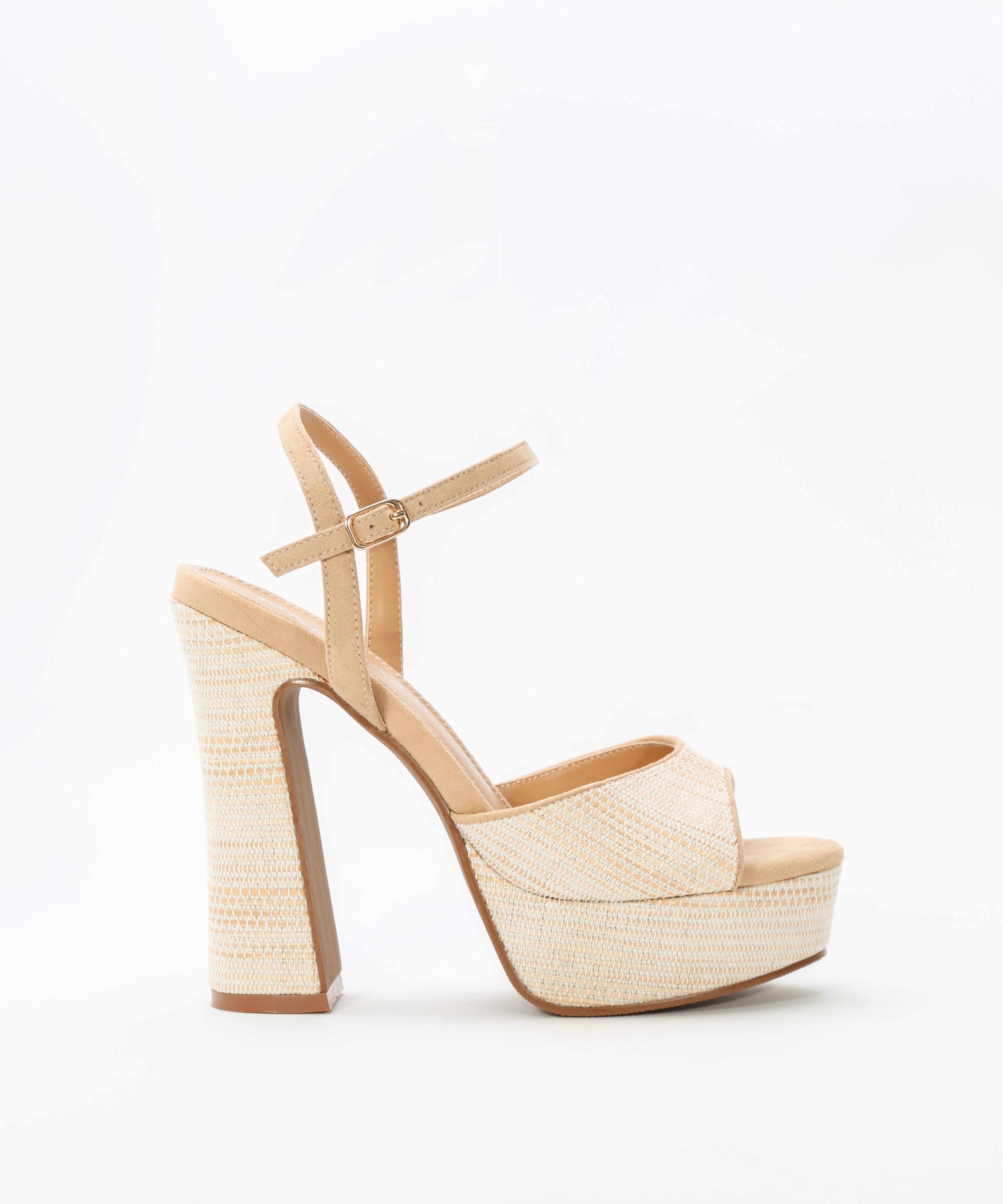 Sandalias tacón plataforma rafia
